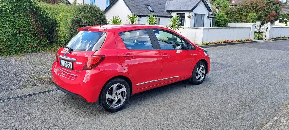 Toyota Yaris 2017 - Image 4