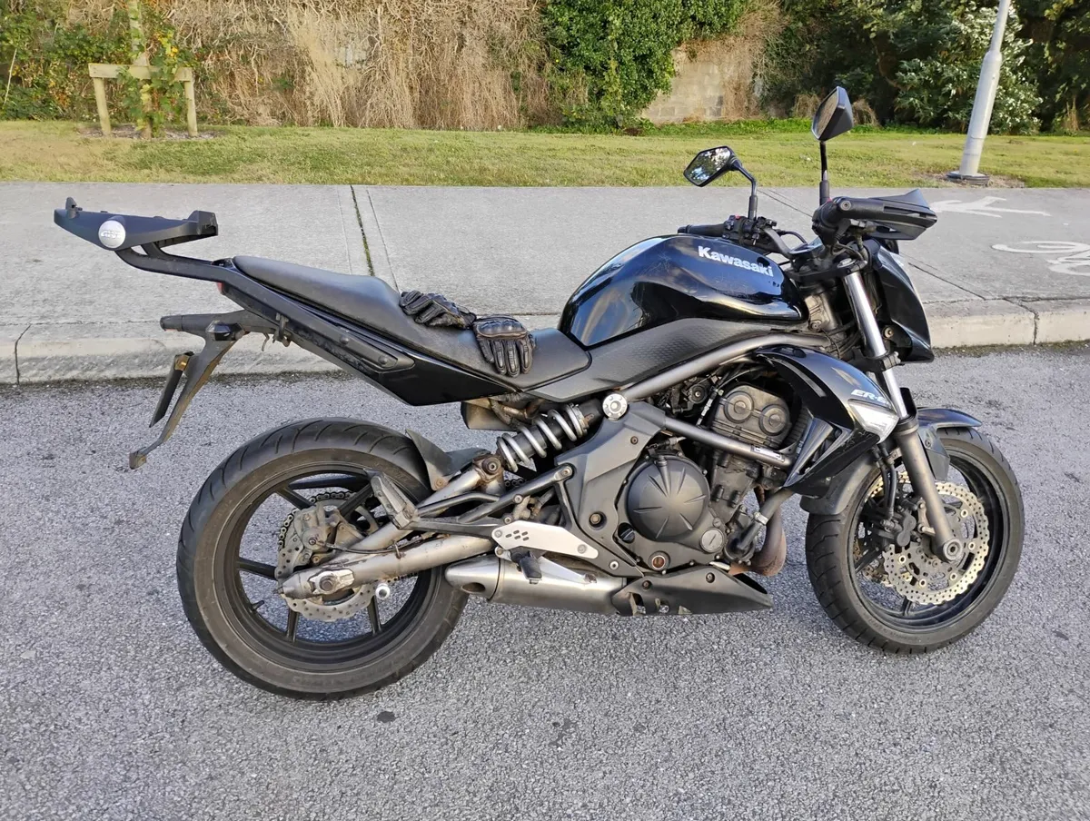 Kawasaki ER6N 2009 - Image 2