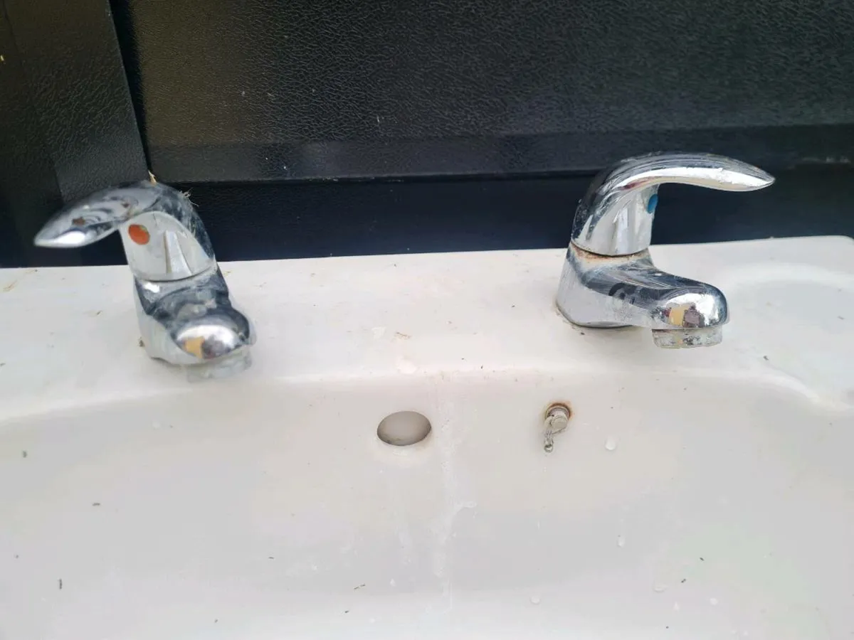 Sink - Image 3