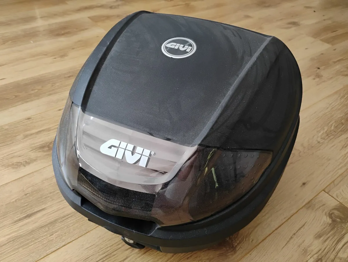 Kawasaki ER6N 2009 - Image 4