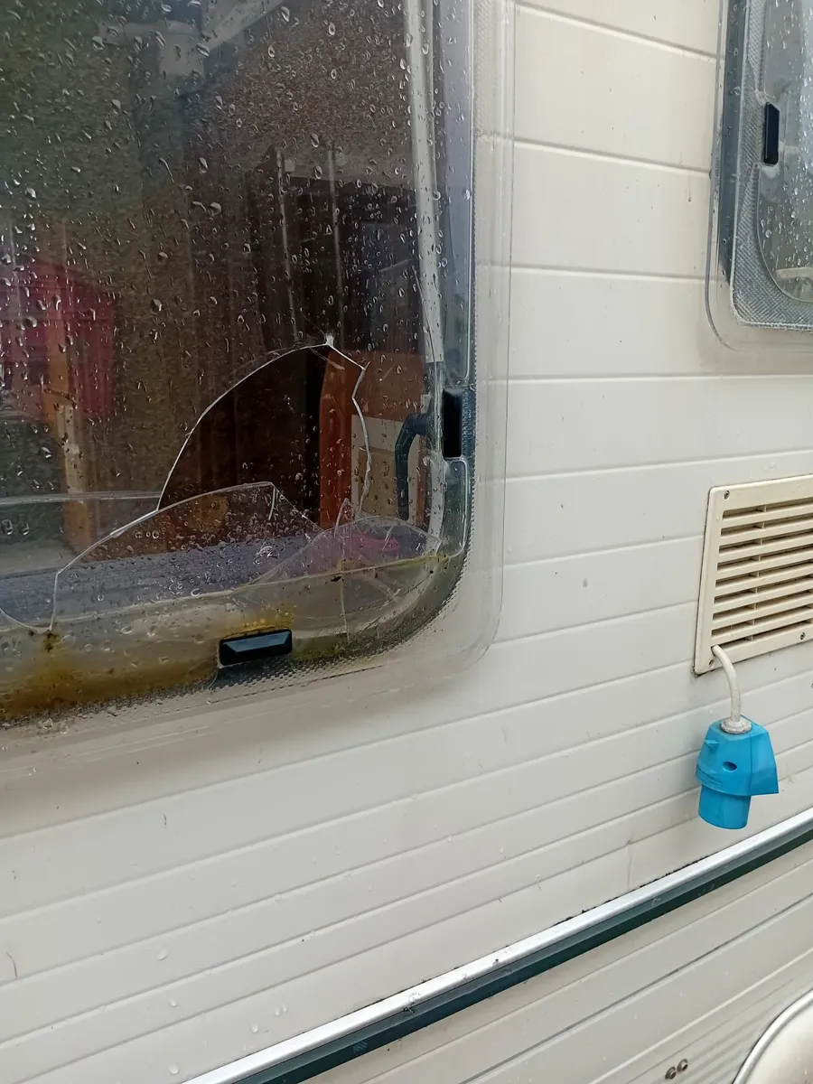 Caravan - Image 3