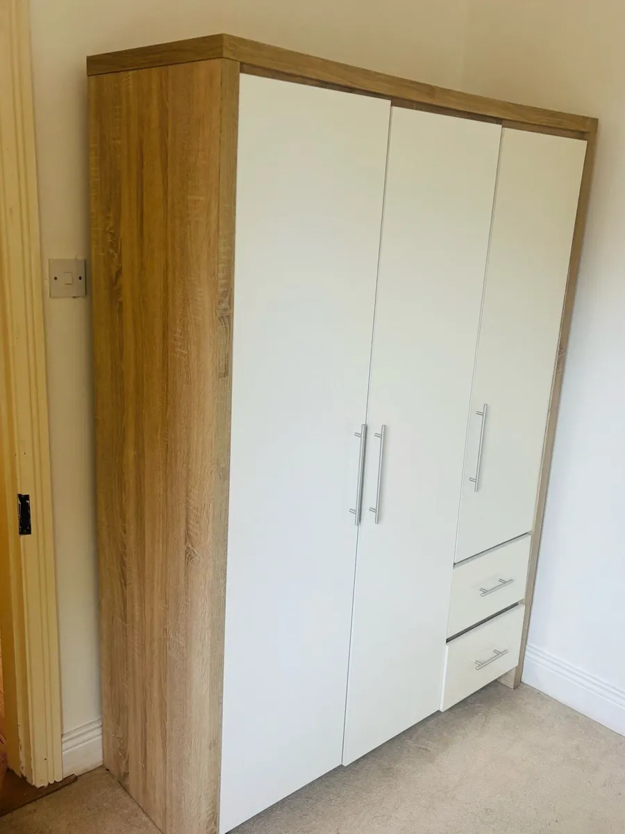 Wardrobe - Image 2