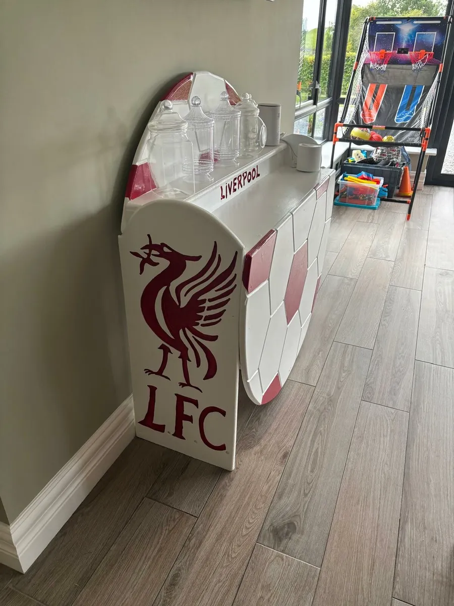 Liverpool candy cart - Image 3