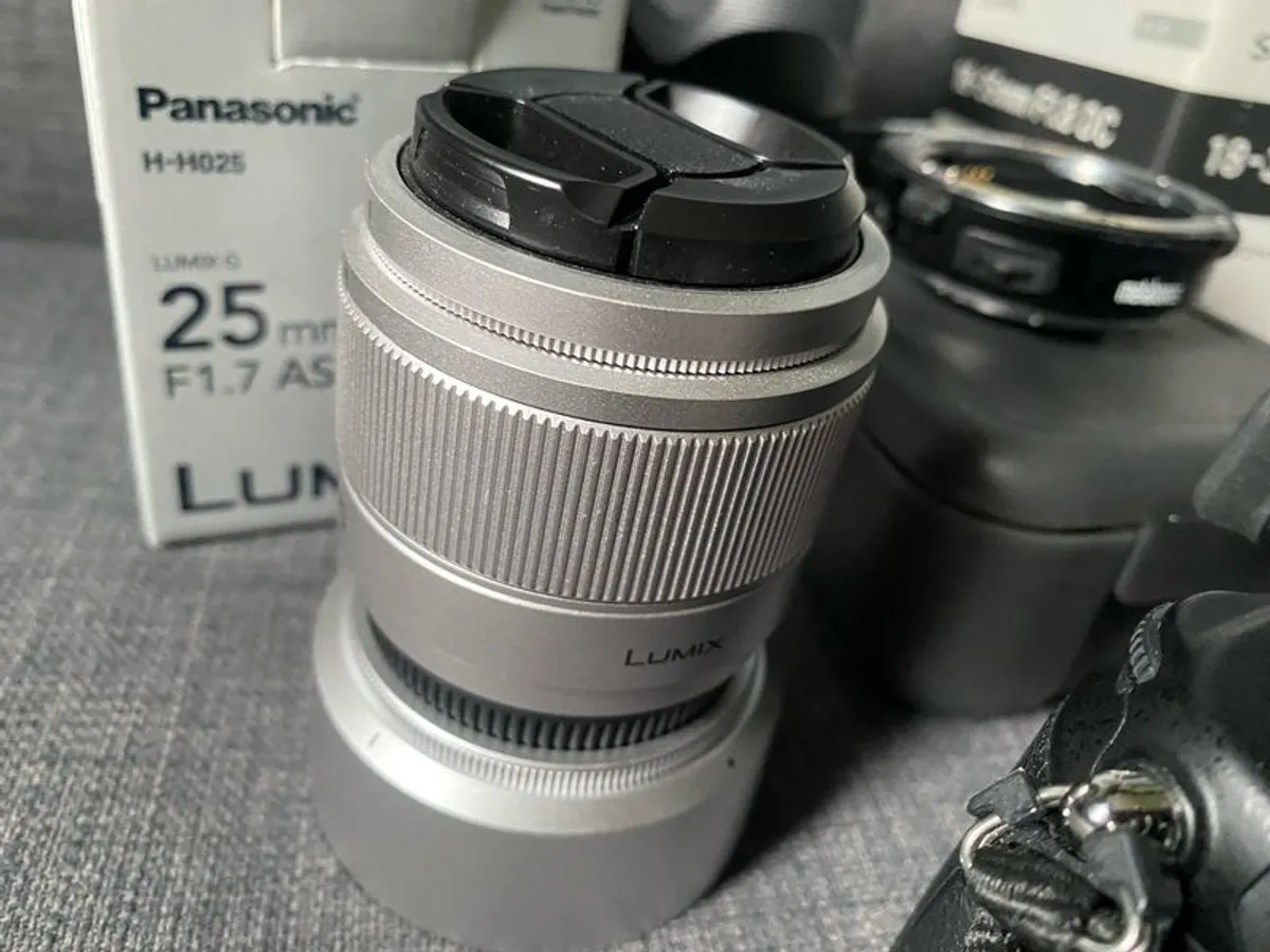 Panasonic GH4 camera with 8-35 lens with Metabones speed booster - Image 2