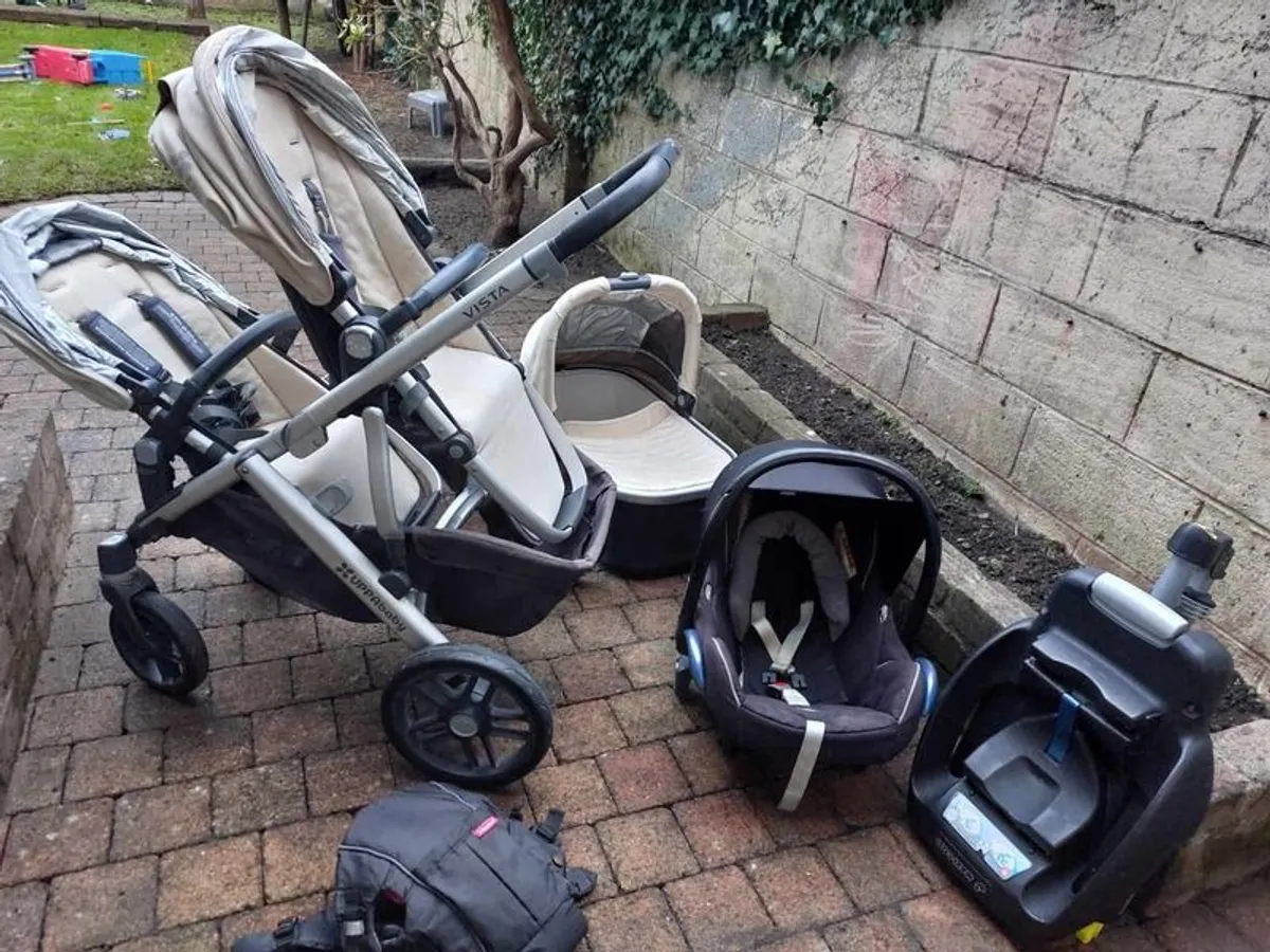 Uppababy Vista Travel System with extra rumble seat - Image 1