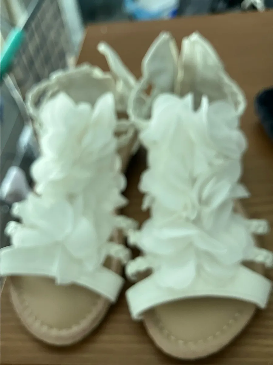 Girls occasion wear sandals Ivory - Image 1