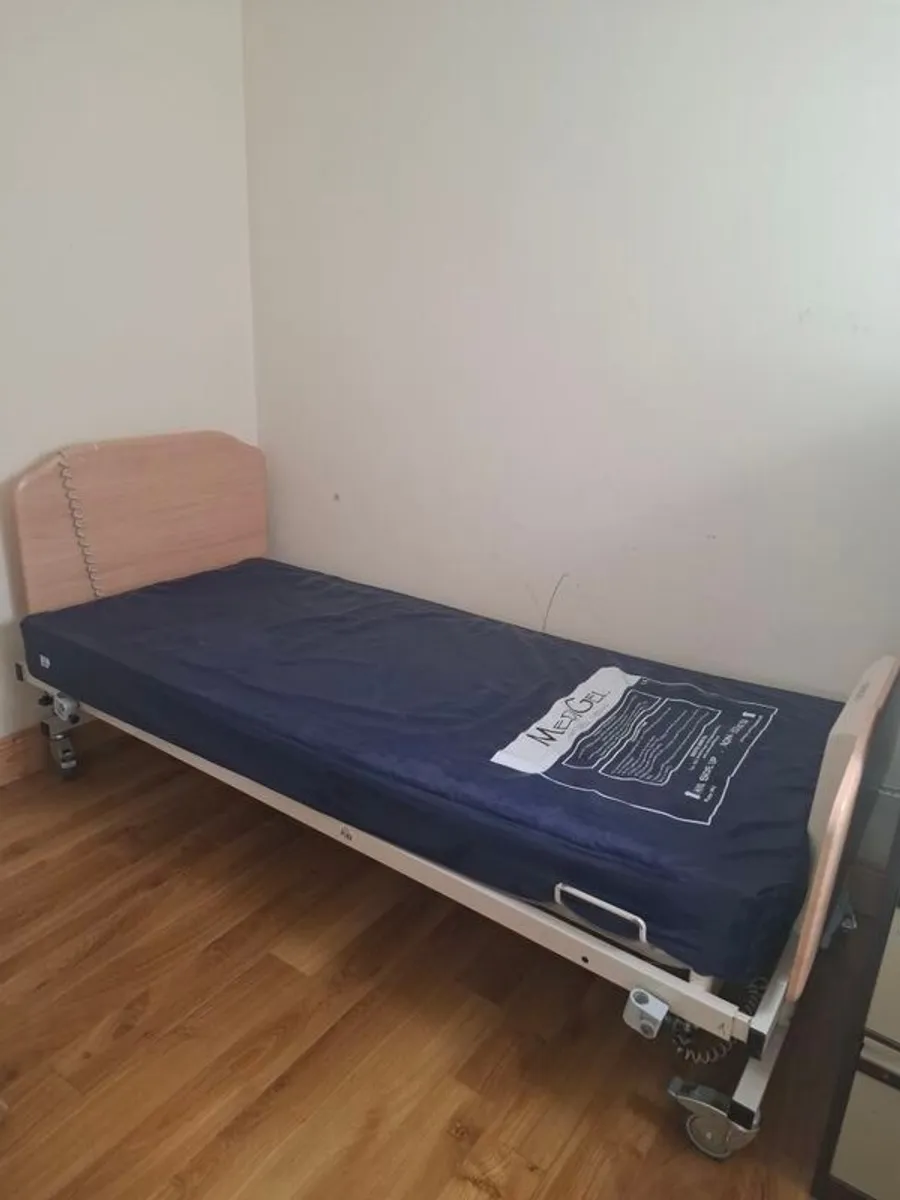 hospital bed - Image 2