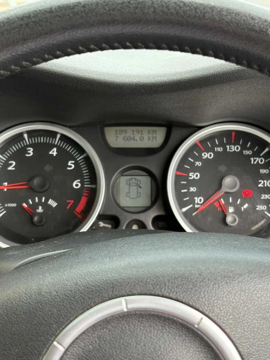 Car - Image 4