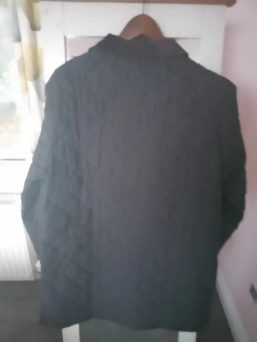 Barbour Quilted Jacket Brand new L - Image 2