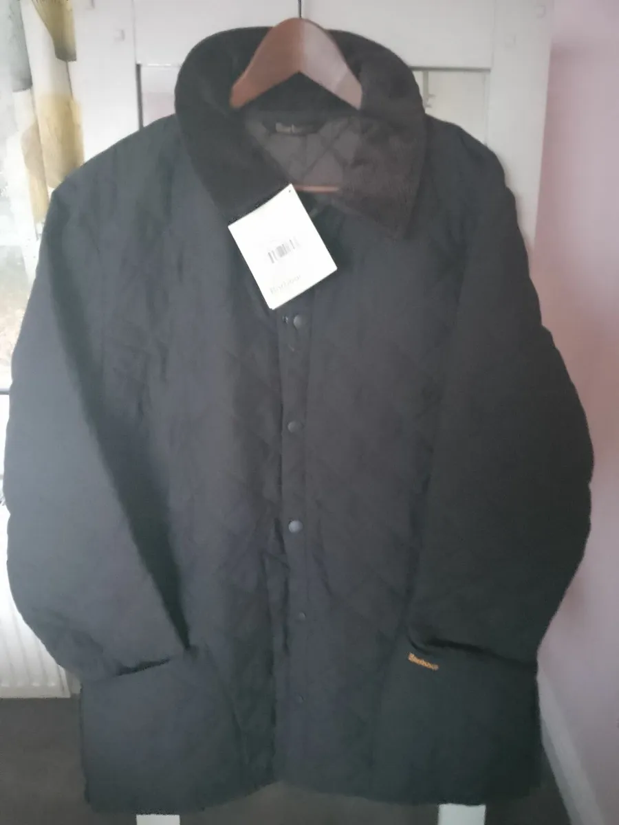 Barbour Quilted Jacket Brand new L - Image 1