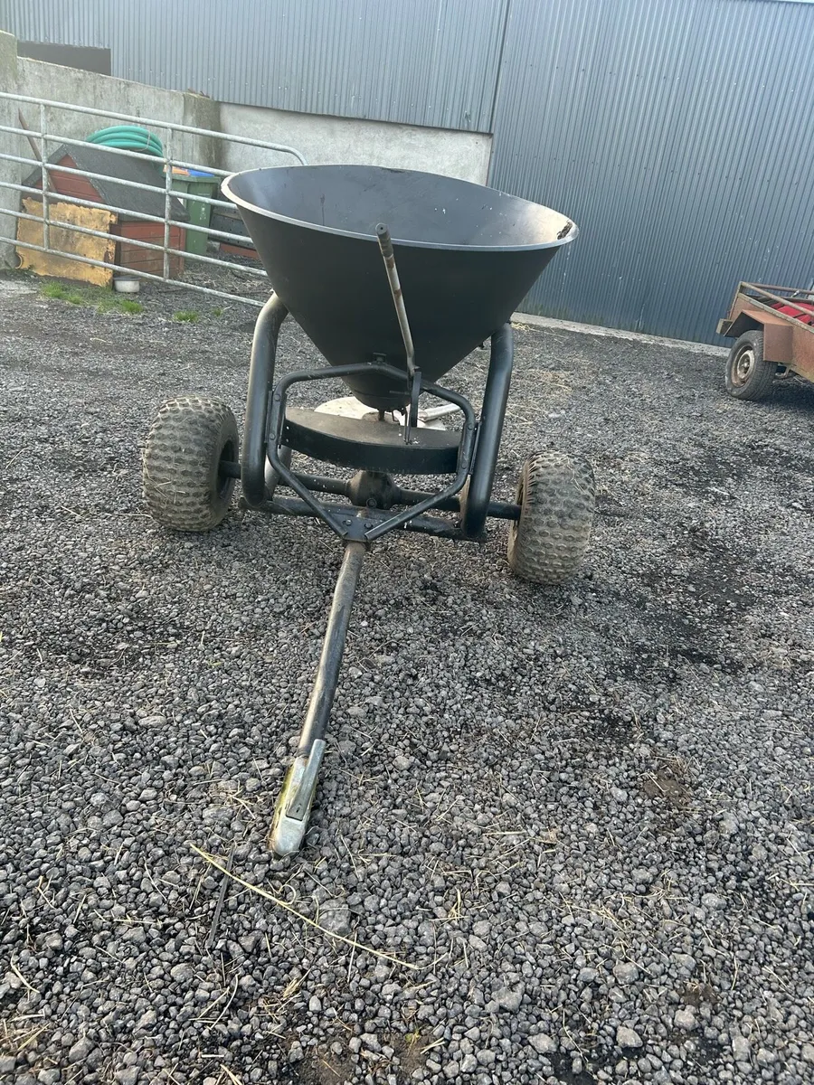 Spreader - Image 1