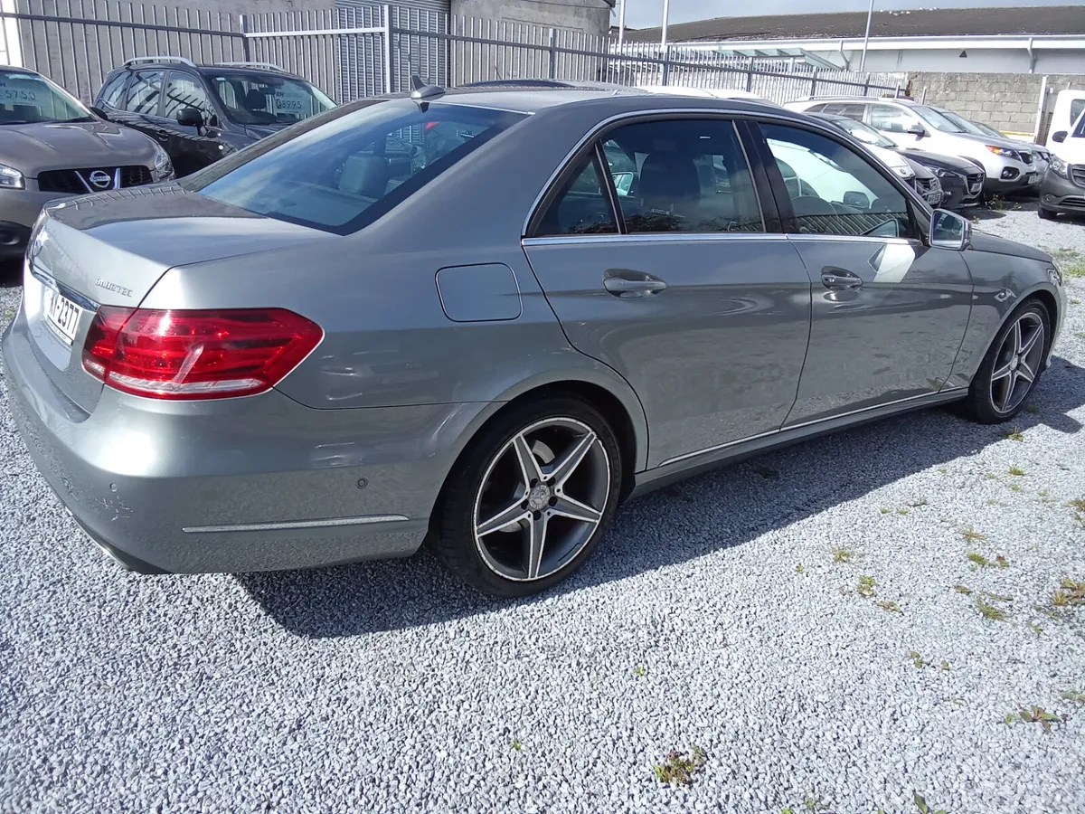 2015 Mercedes-Benz E220 bluetec auto - Image 4