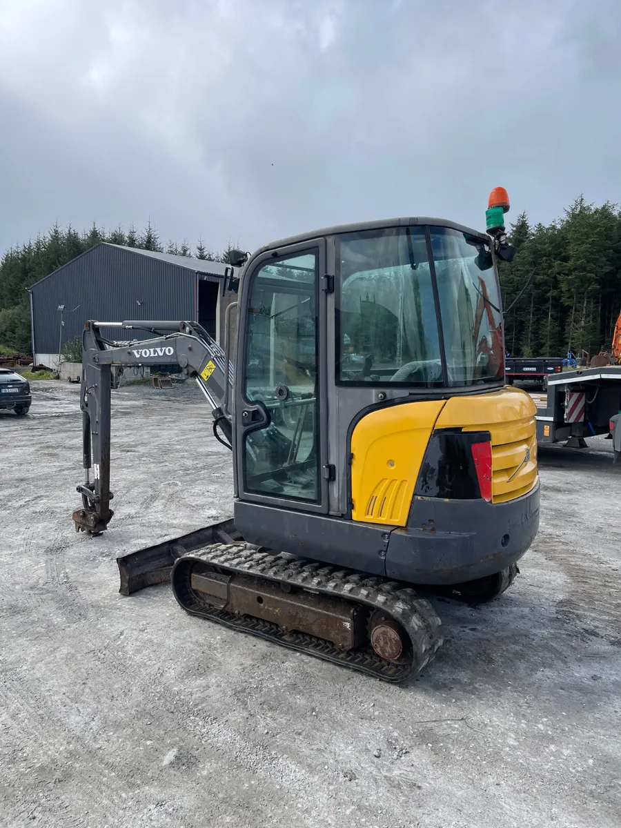 Volvo ec27 - Image 2
