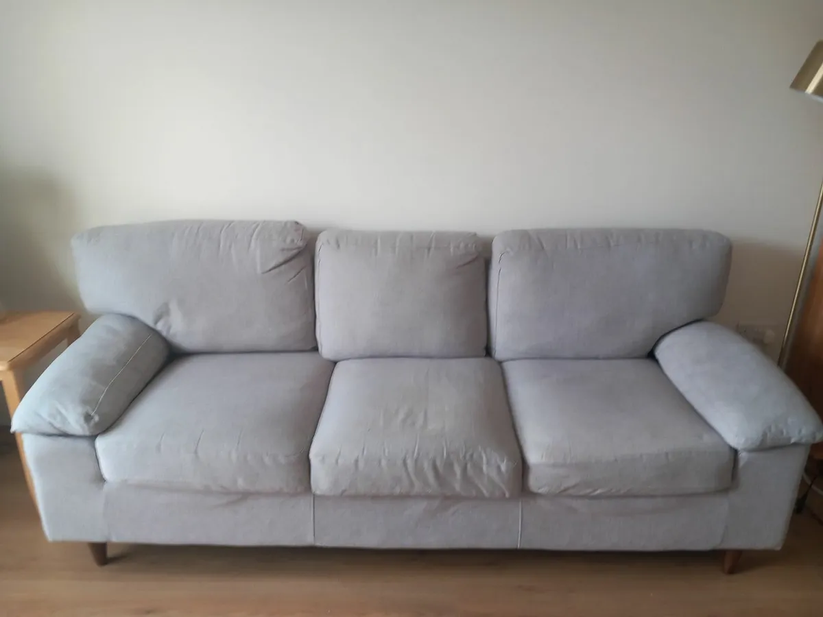 Grey 3 seater sofa/couch - Image 4