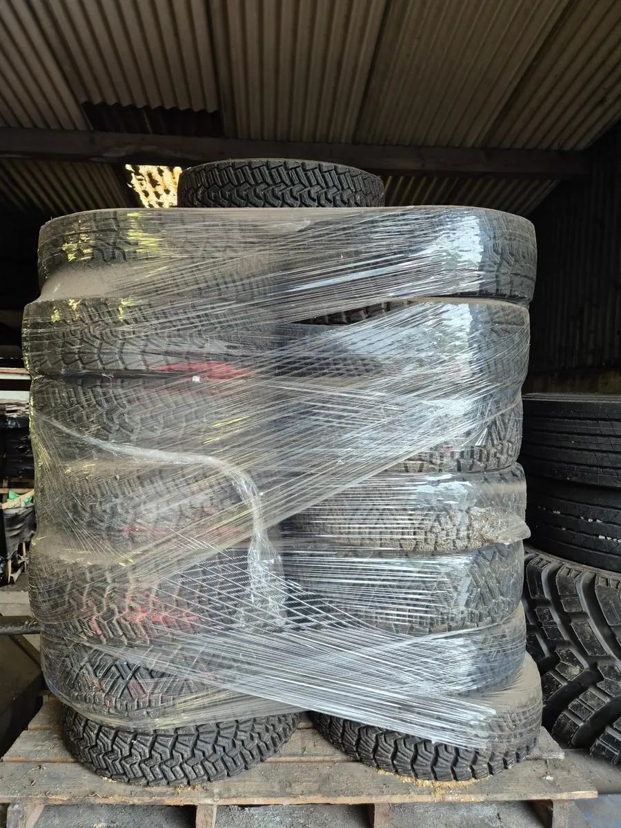 35 Pirelli tires - Image 1