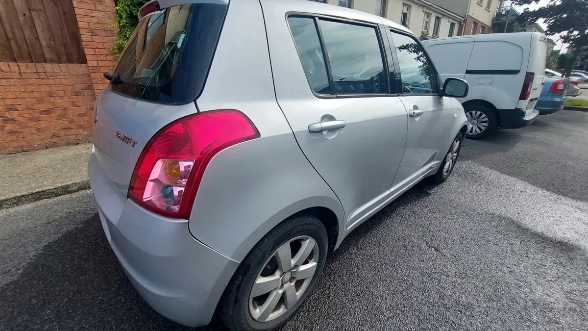 Suzuki Swift 2008 - Image 4
