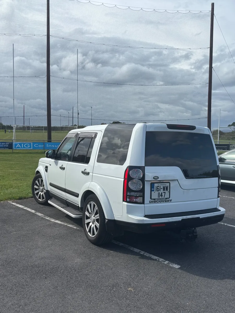 Land Rover Discovery 2016 - Image 2