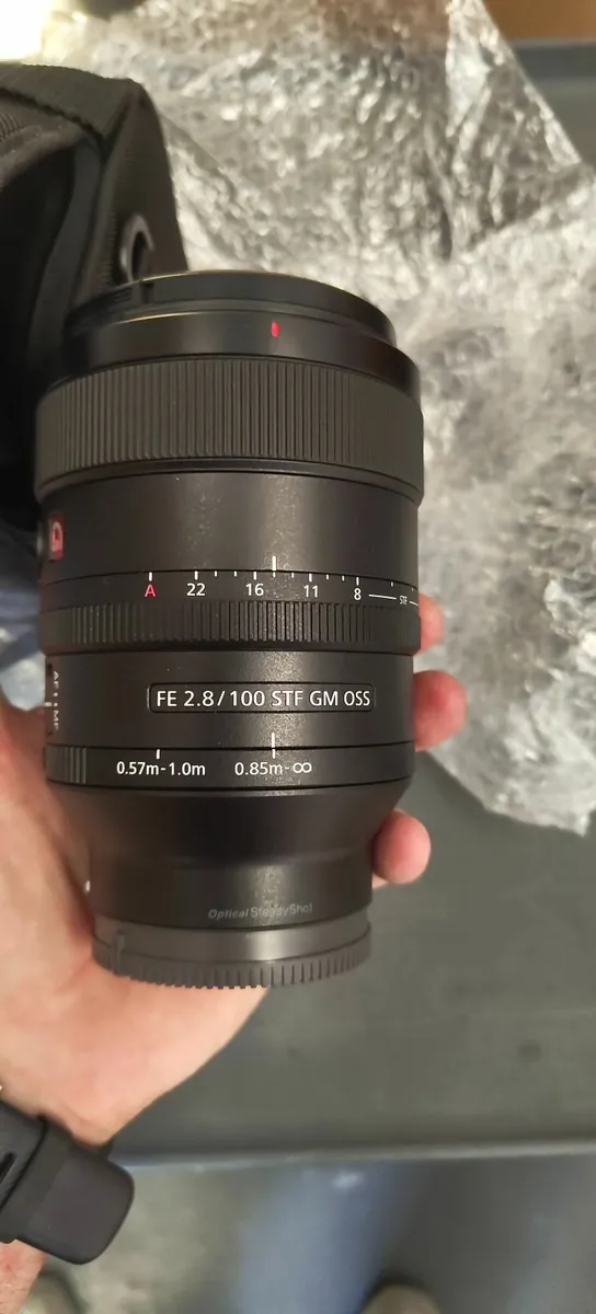 New Genuine Sony G master FE 100mm  - F2.8 STF - Image 2