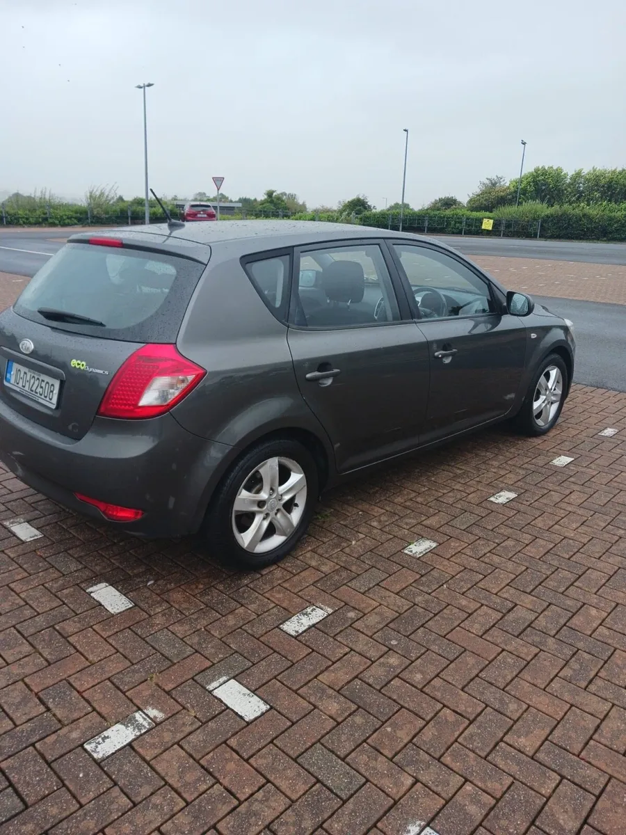 2010 Kia Ceed - Image 2