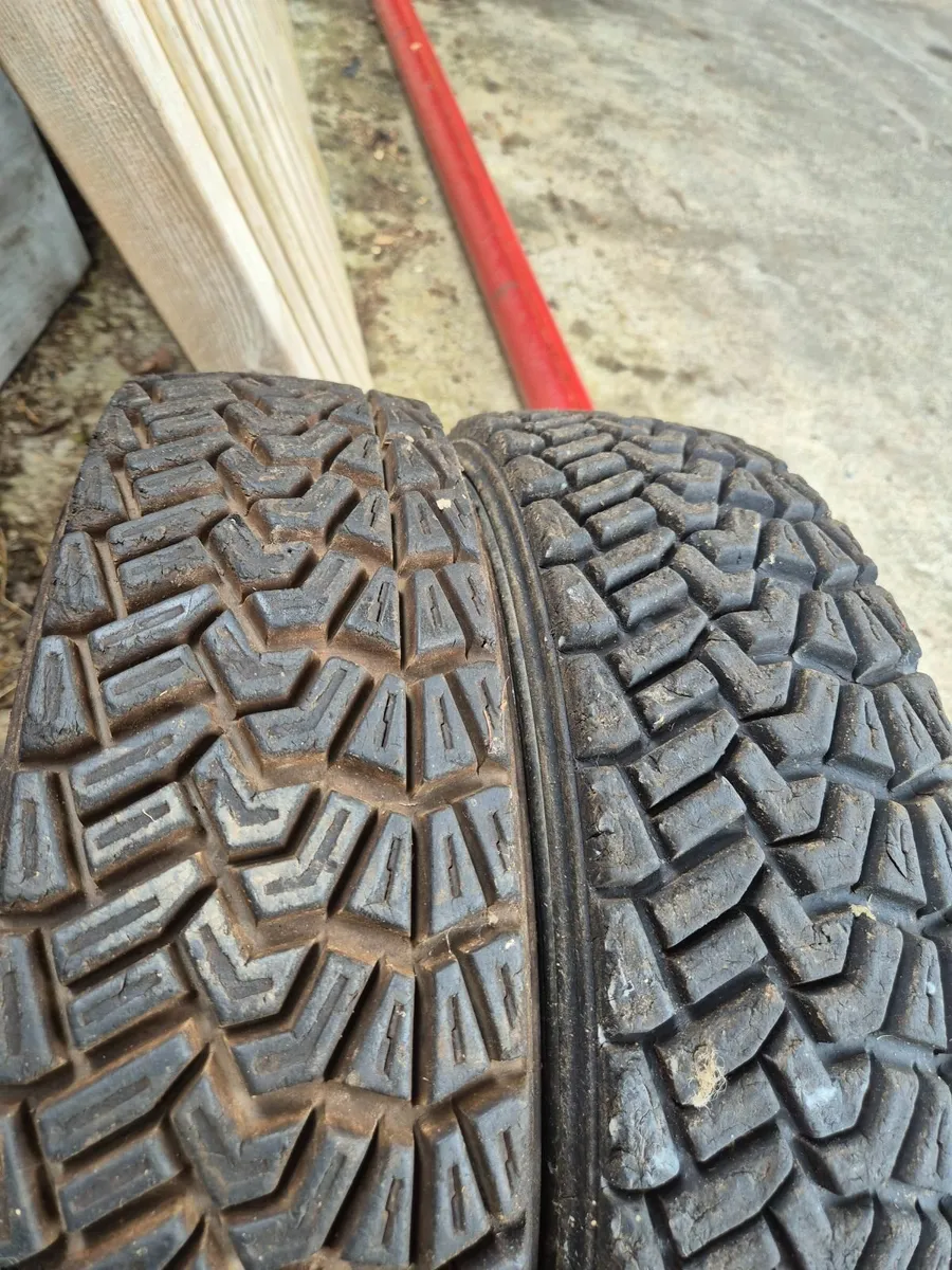 35 Pirelli tires - Image 3