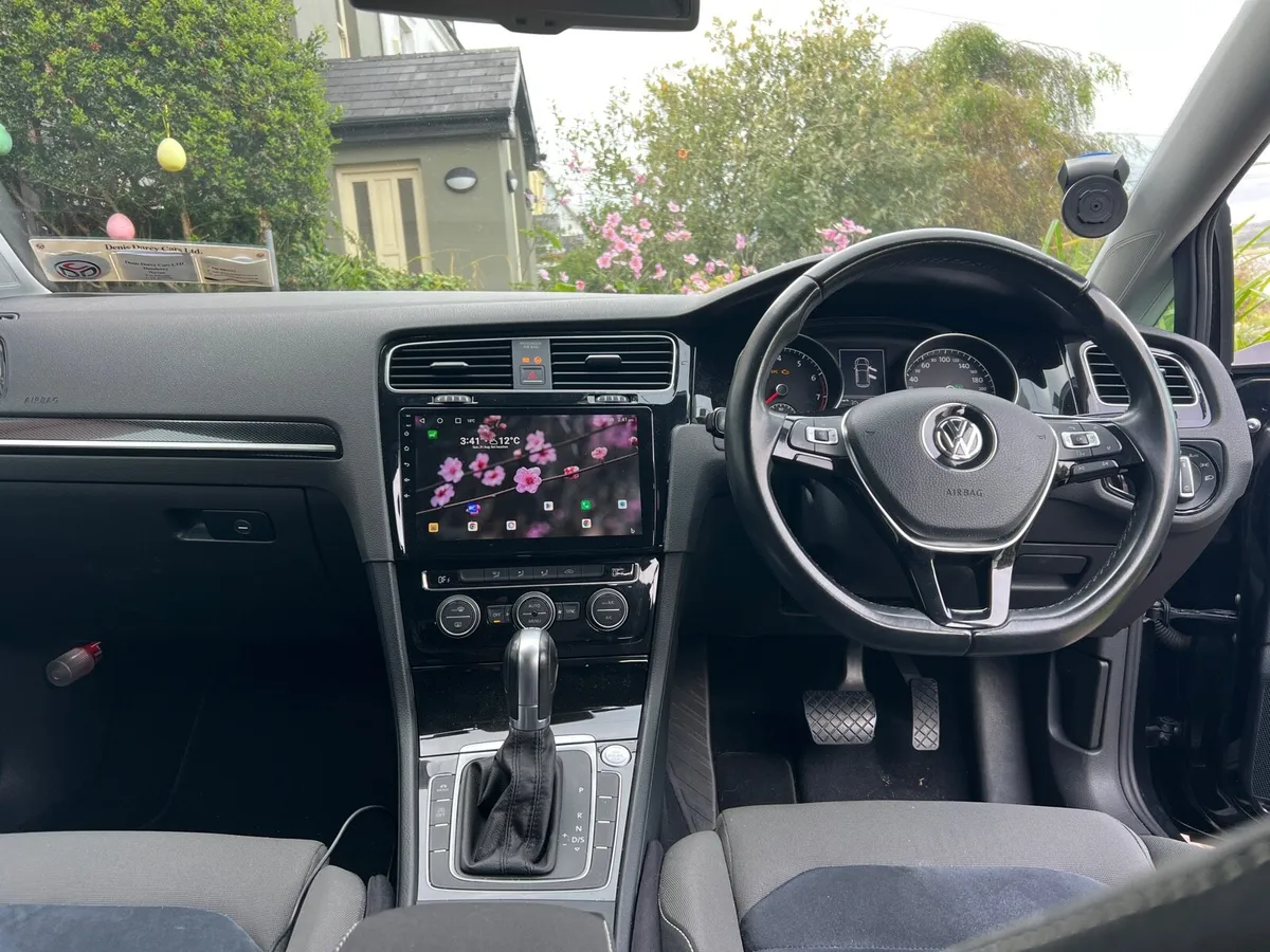 VW Golf 1.4 tsi Highline low KM - Image 3