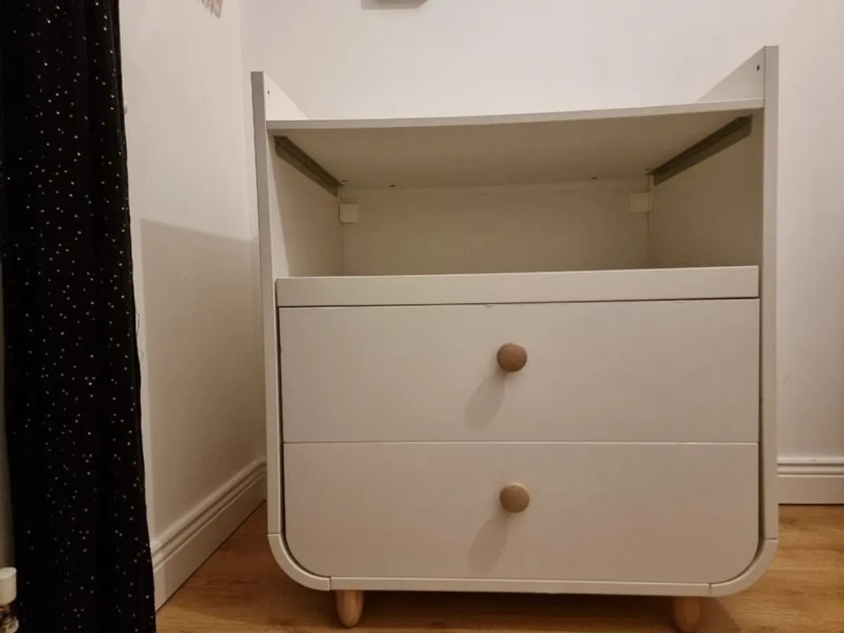 Ikea Myllra kids bed and drawer - Image 2