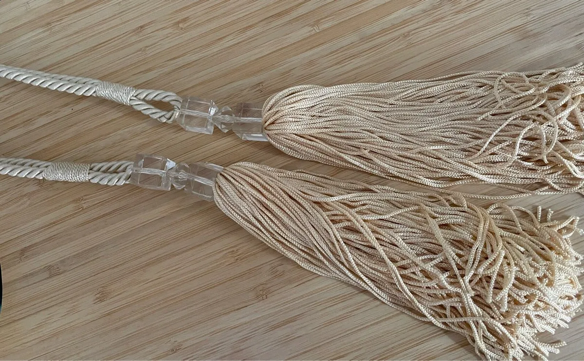 Curtain tie backs x 2 - Image 4