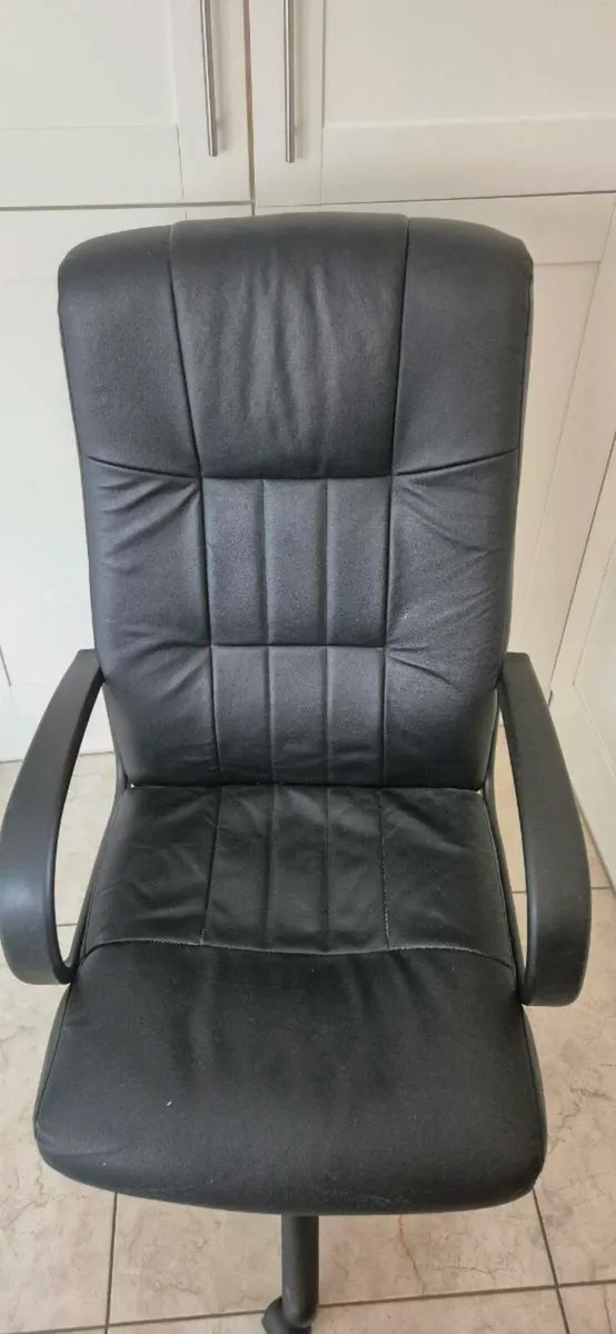 Office Chair - Image 3