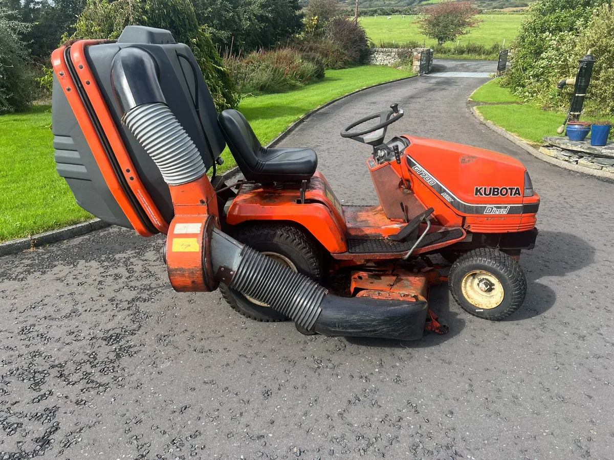 Kubota G17 Ride on Mower - Image 1