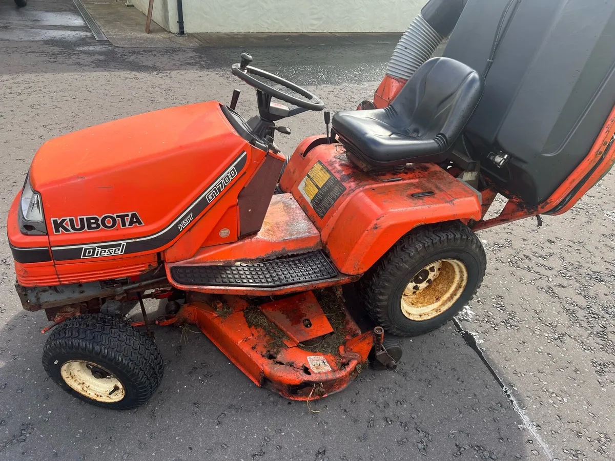 Kubota G17 Ride on Mower - Image 2