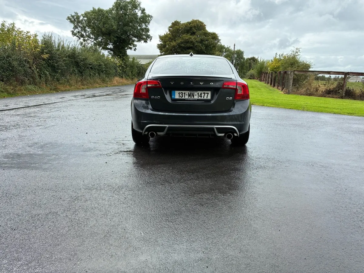 Car - Image 2