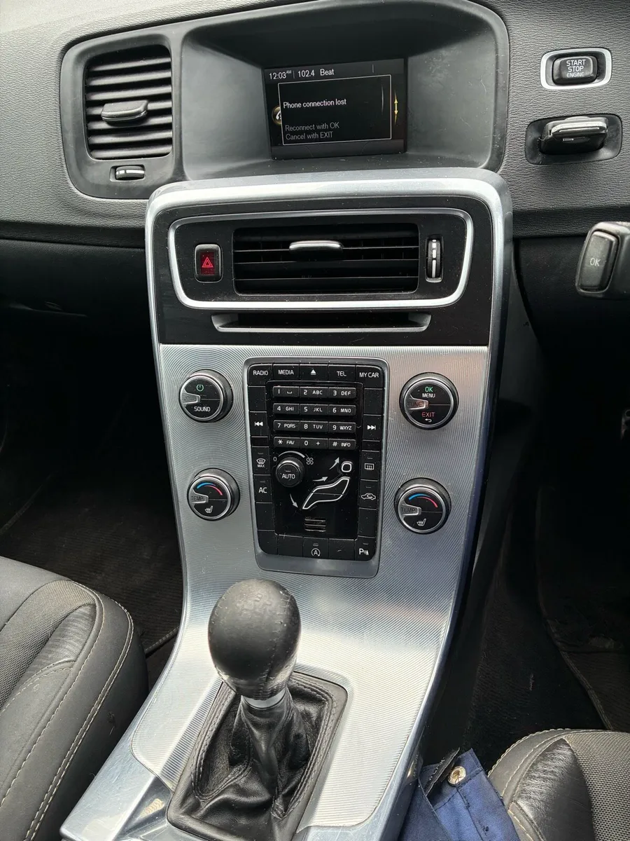 Car - Image 4