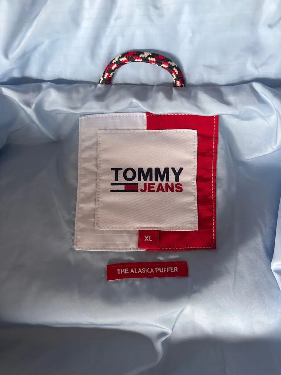 Tommy Jeans Alaska Puffer XL - Image 2