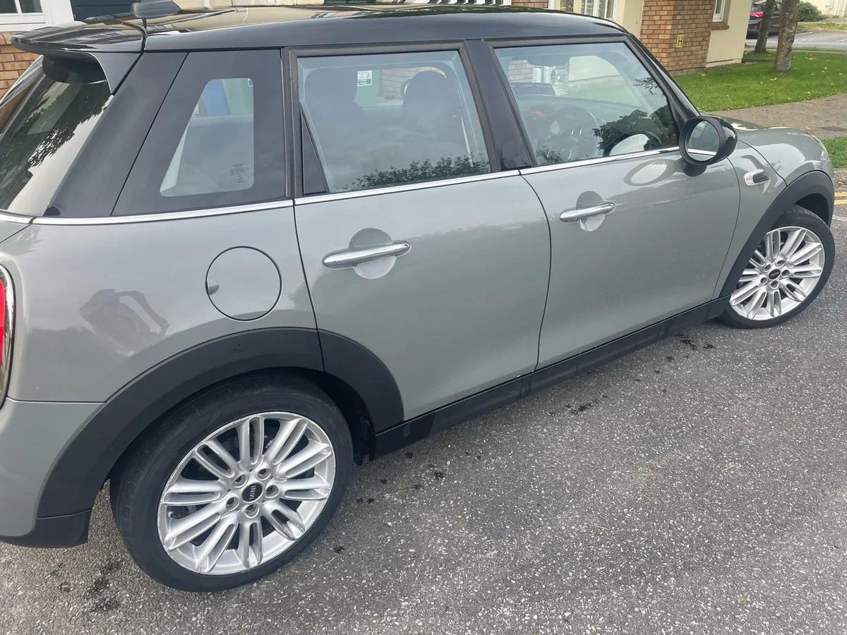 Mini Cooper Limited Edition Model 1.5Petrol Manual - Image 4