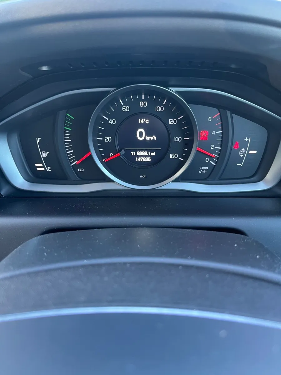 Volvo SE NAV D4 - Image 2