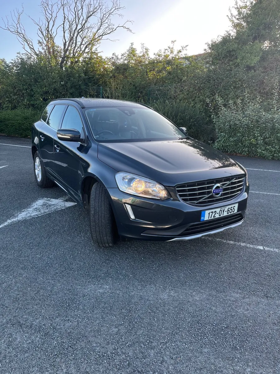 Volvo SE NAV D4 - Image 1