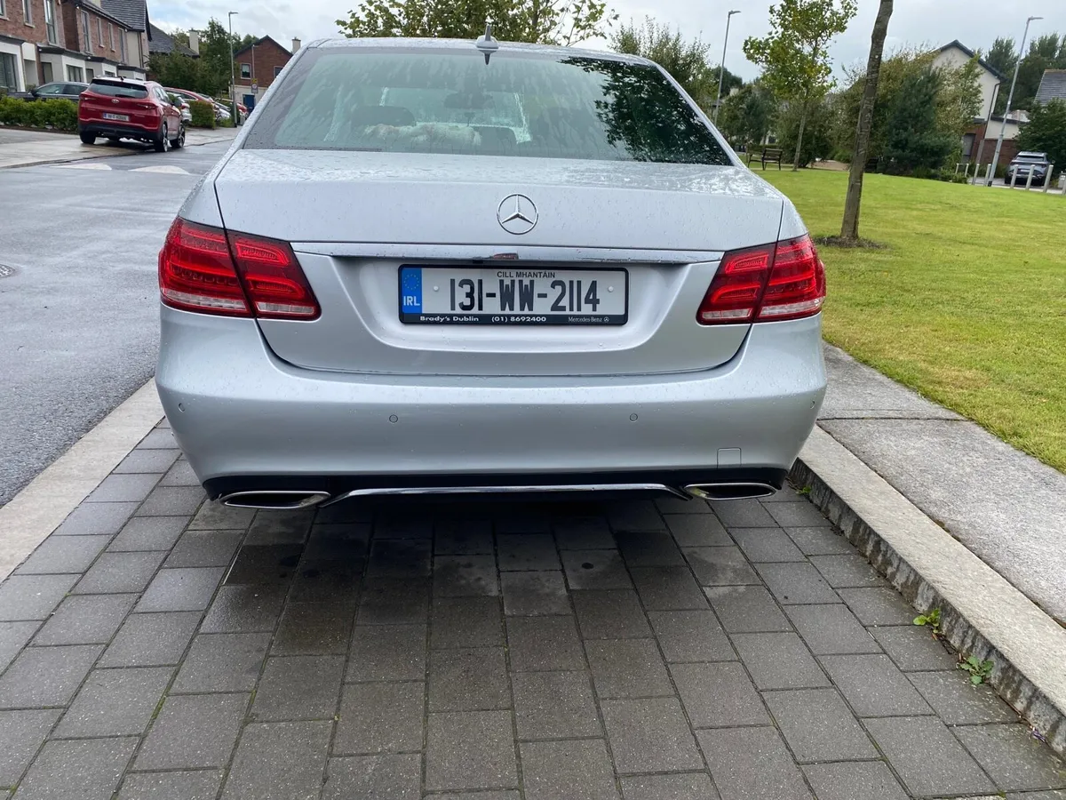 Mercedes Benz - Image 4