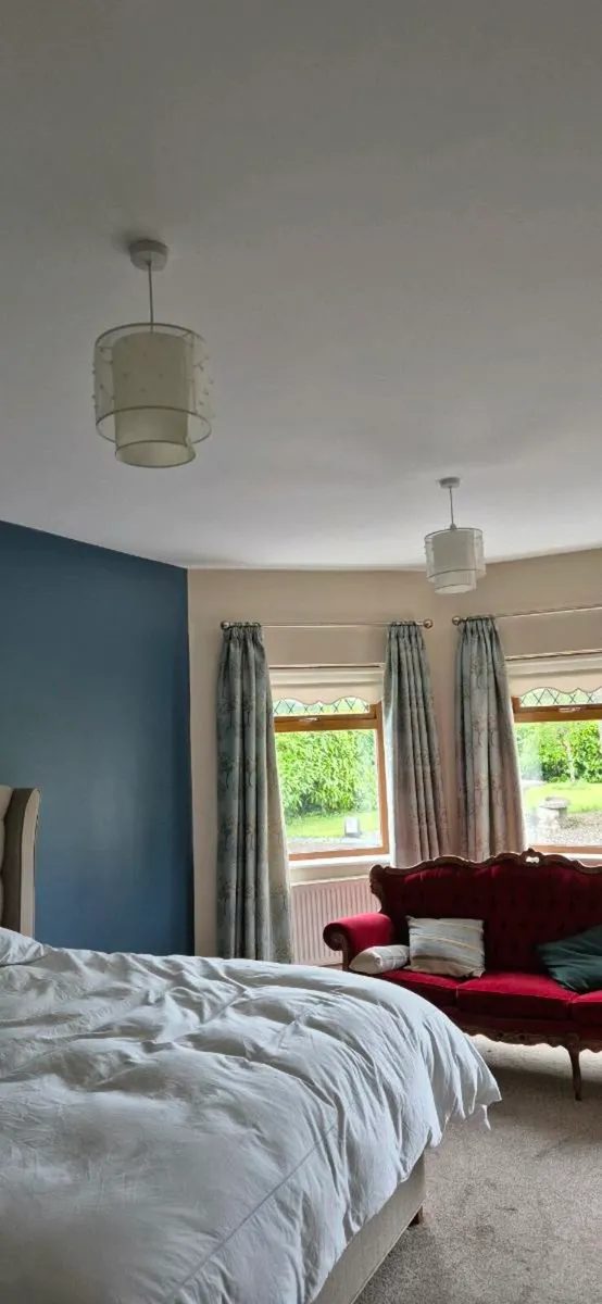 Curtains - Image 3