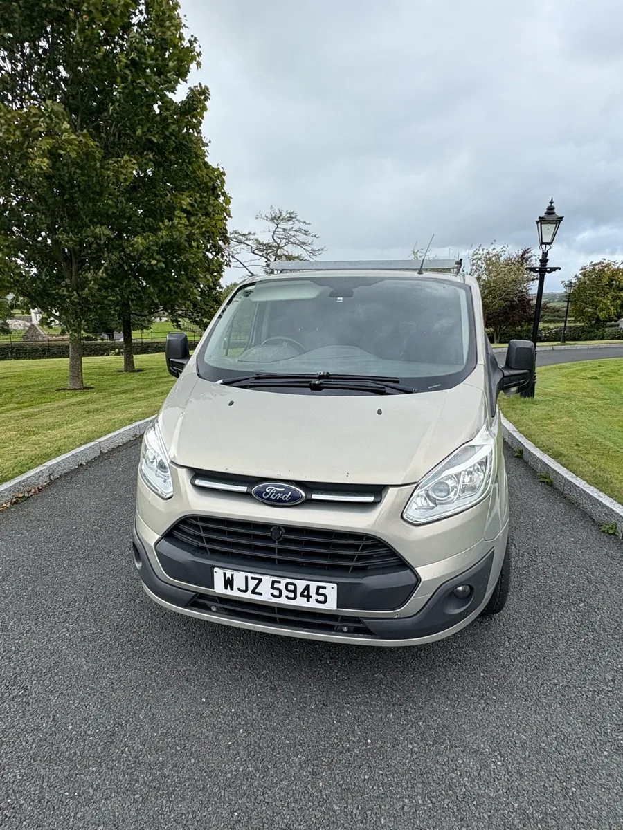 Van - Image 2
