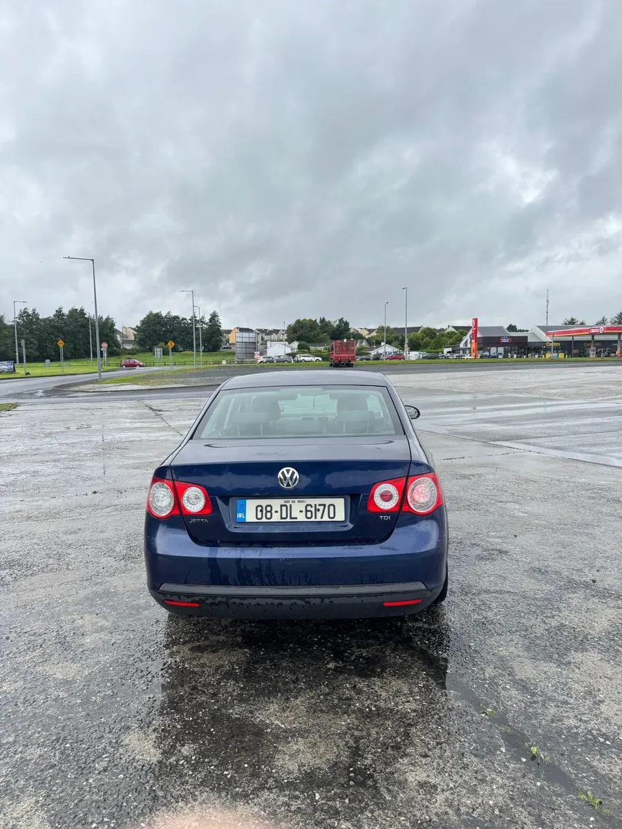 Volkswagen Jetta 2008 1.9 TDI - Image 3