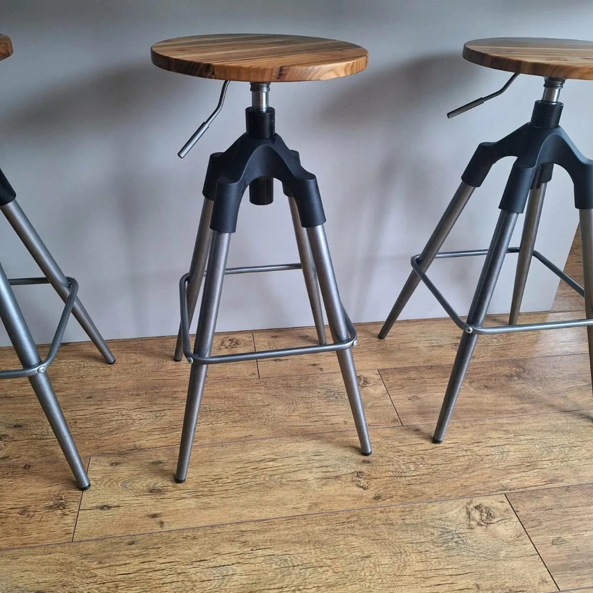 Kitchen bar stools - Image 2