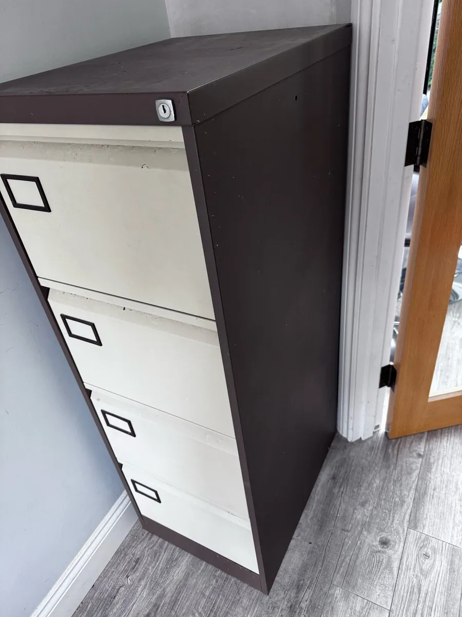 Silverline Filing Cabinet - Image 1