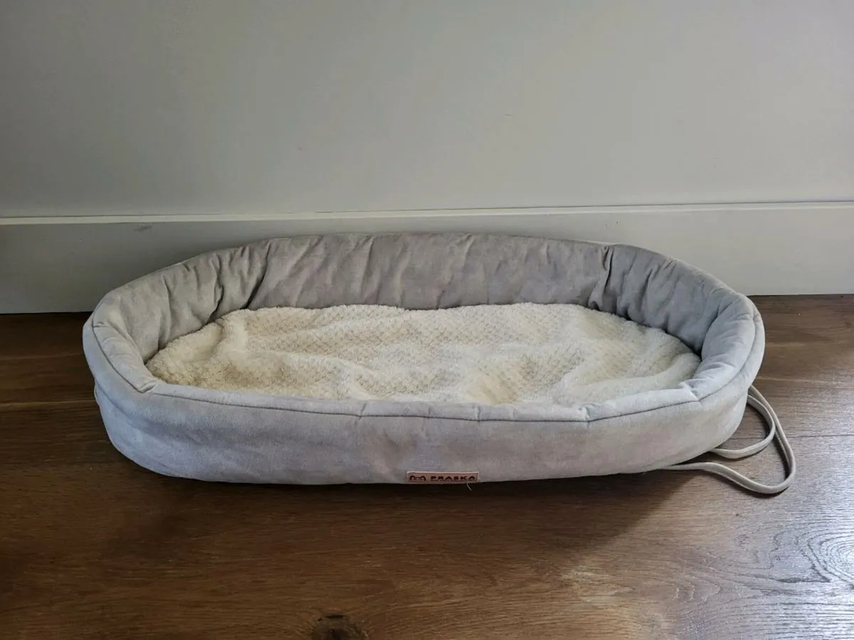 Cat bed - Image 1