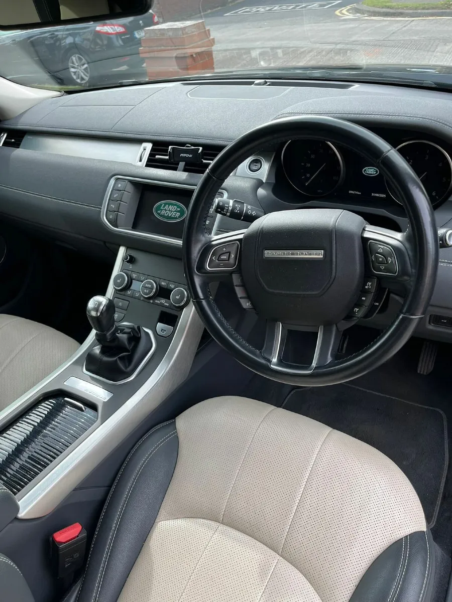 Land Rover Range Rover Evoque 2017 - Image 4