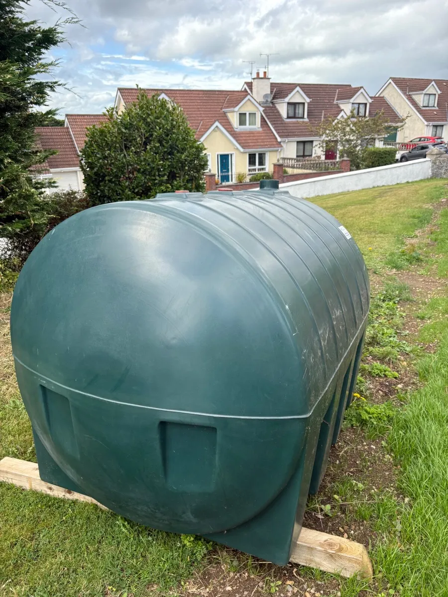 Domestic oil tank - Image 1