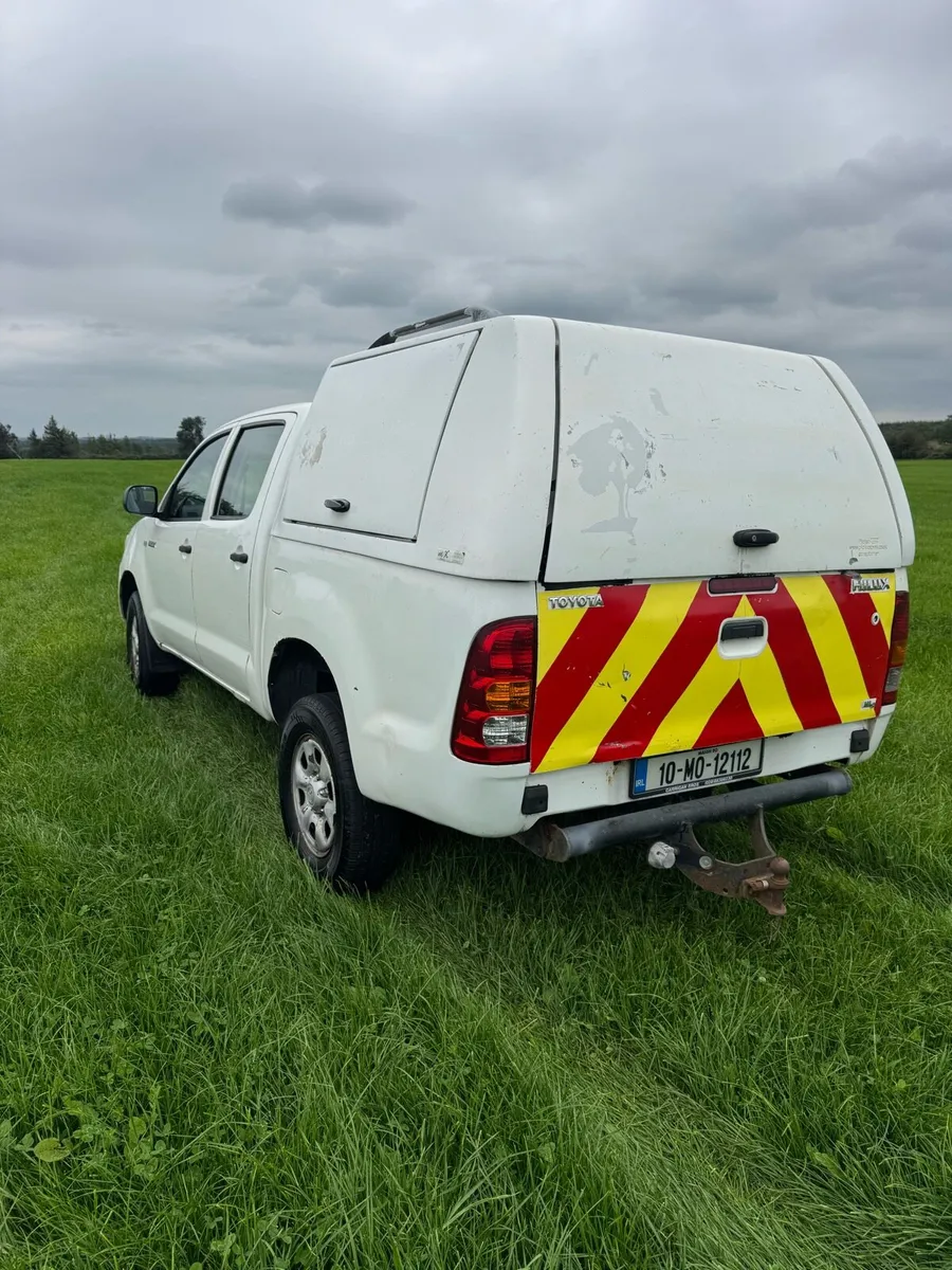 Toyota Hilux - Image 3