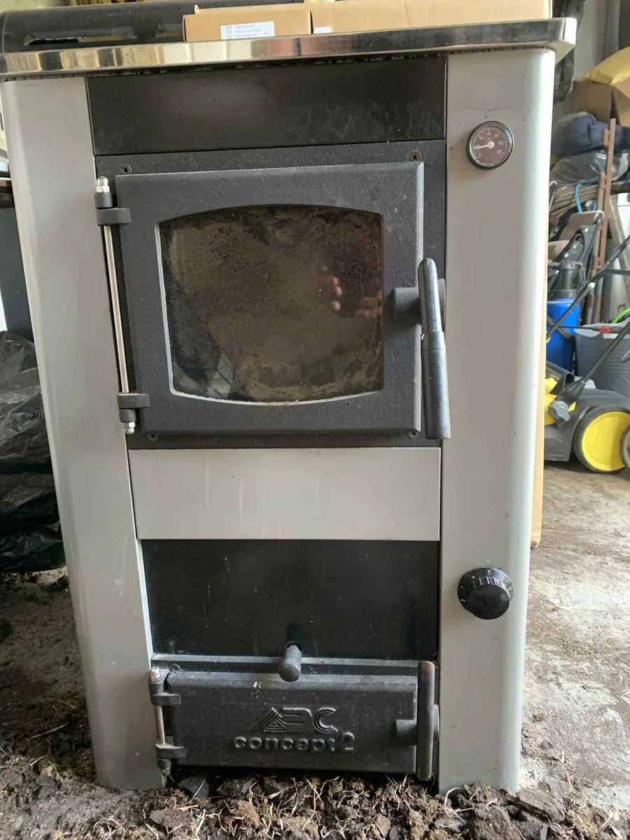 Concept 2 Stove - Image 1