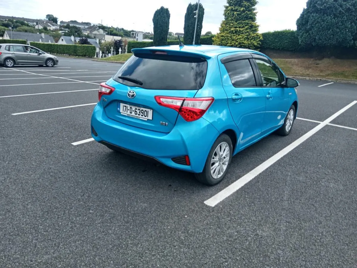 Toyota yaris vitz - Image 4