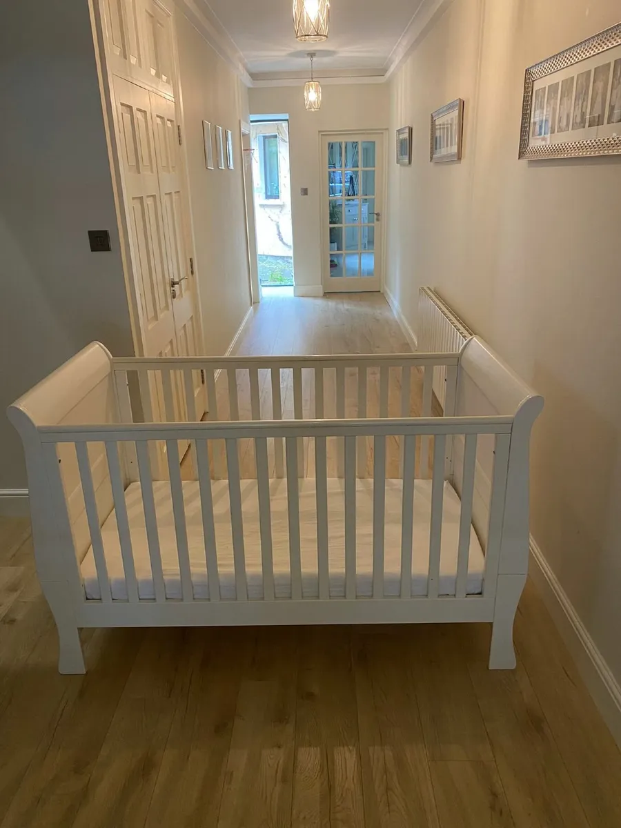 Cot bed - Image 2