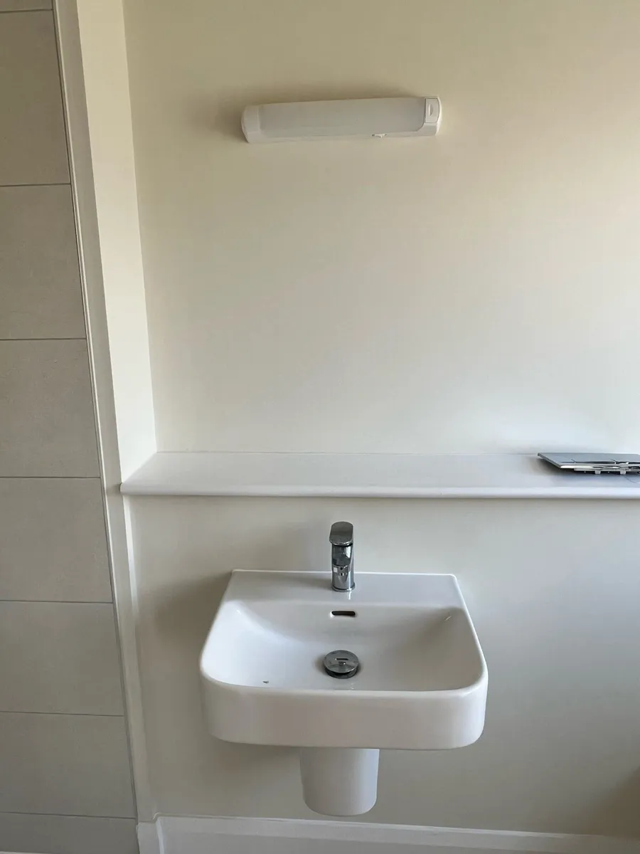 X2 BRAND NEW HALF PEDESTAL SONAS SINKS - Image 2